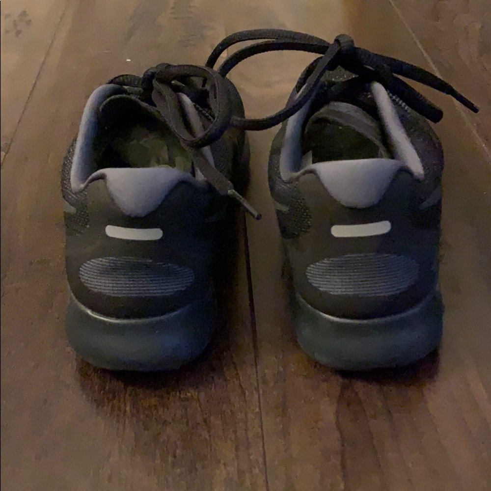 Nike Free Rn - Picture 3 of 4